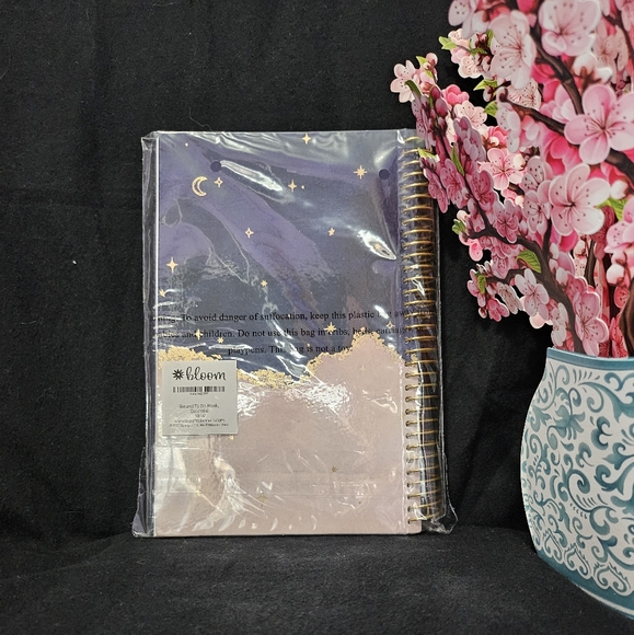 Planner - Picture 2 of 2